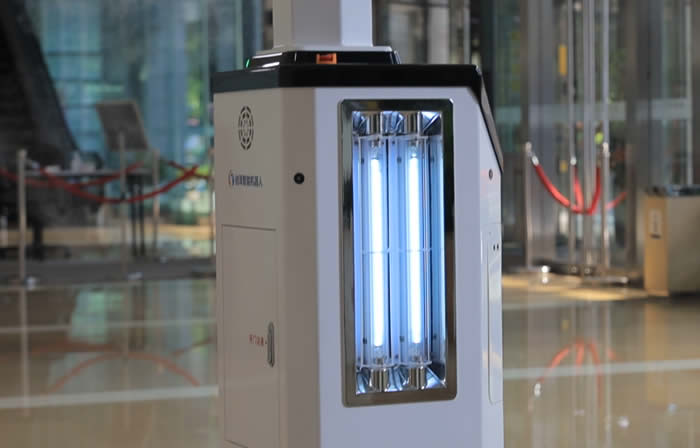 山東創(chuàng)澤紫外線消毒機(jī)器人