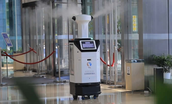 山東移動消毒機器人殺毒實景圖片