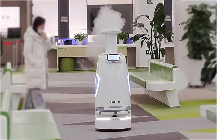 安徽創(chuàng)澤霧化消毒機(jī)器人